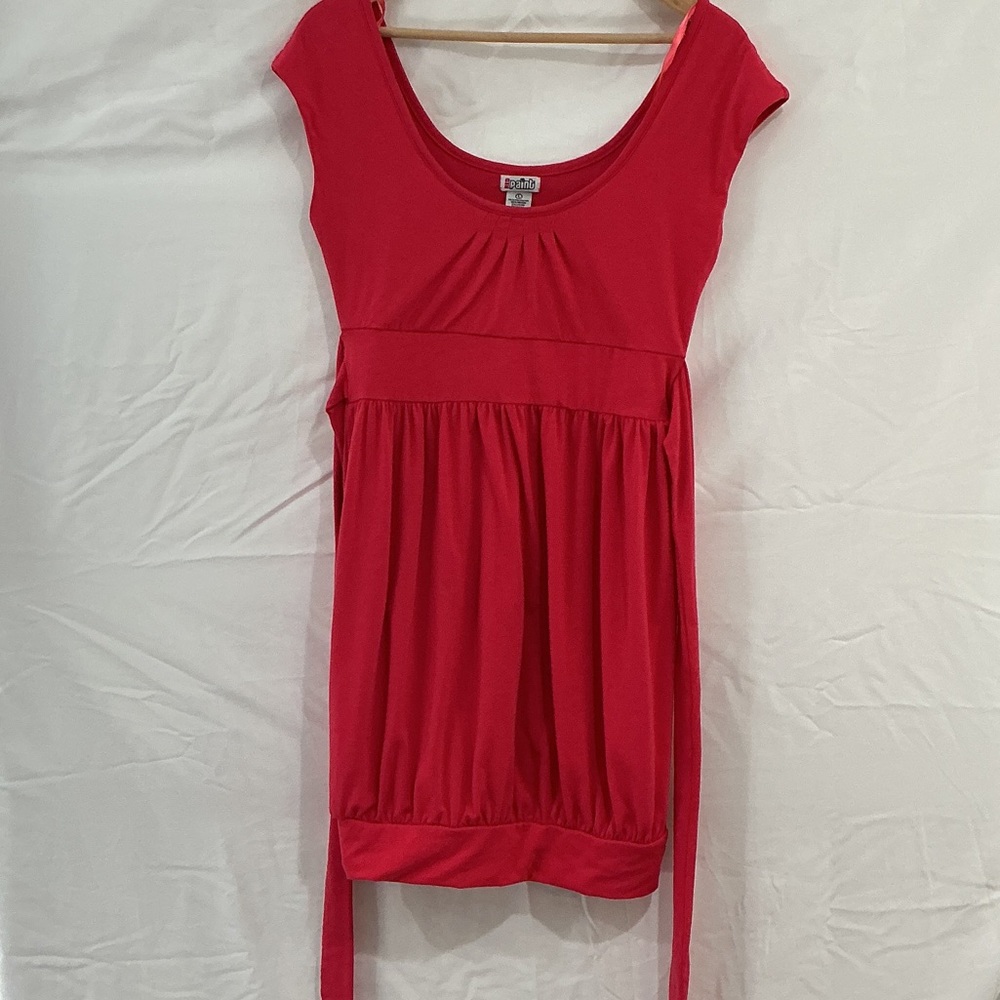 Elegant Red Cap Sleeve Tunic by [Brand]